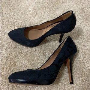 Coach navy blue high heels pumps Sz 8 B New